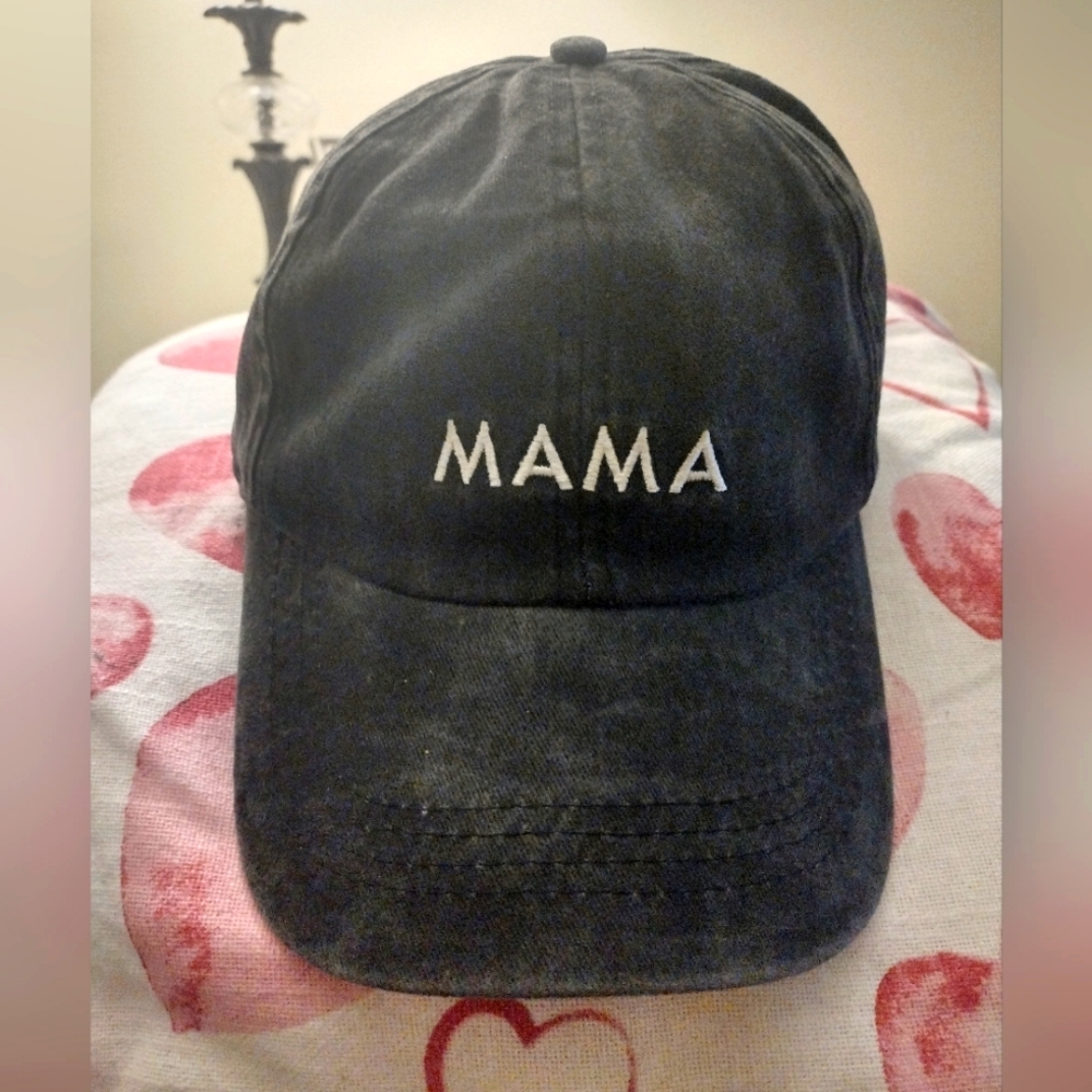 Mama baseball cap NEW